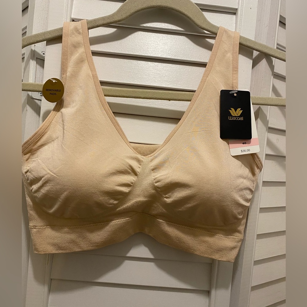 WACOAL Wireless “SportsBra w/Removable Pads” Size 40 Beige Seamless NWT